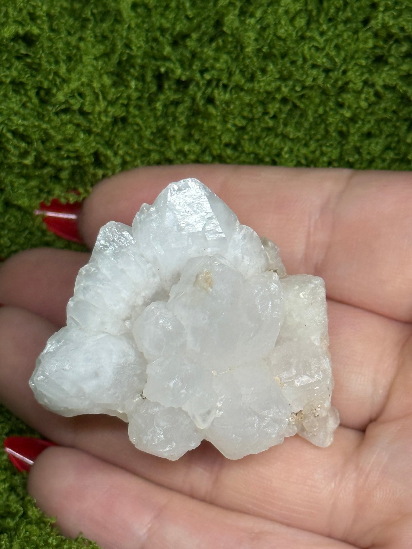 Snow quartz cluster